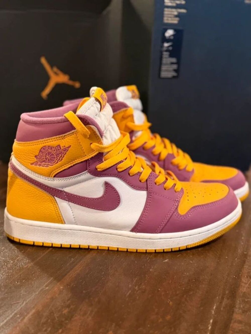 Air Jordan 1 Retro High OG 'Brotherhood' | Size 9.5